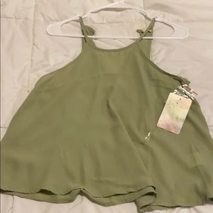 Lilly white green tank